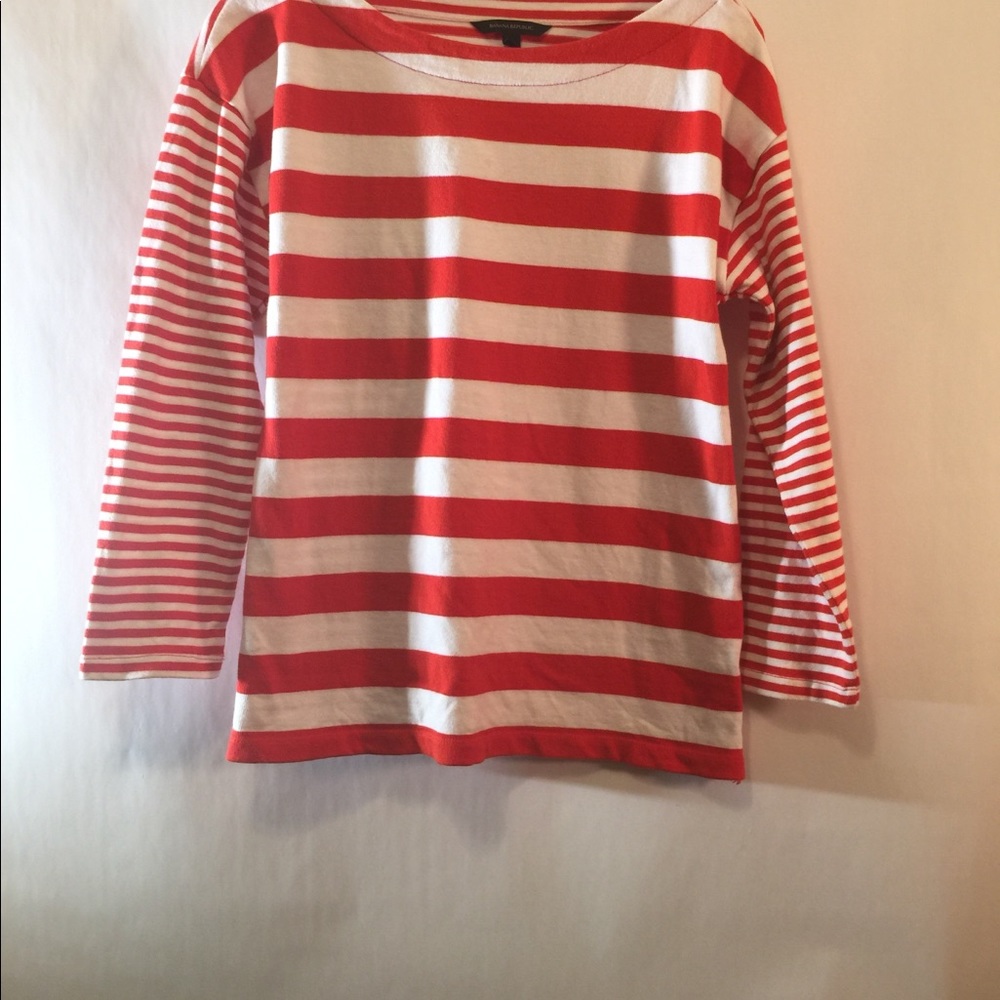 Banana Republic long sleeve tee size small